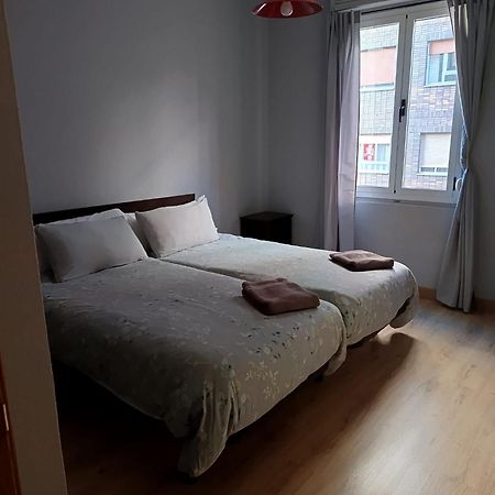 Segundo Antolin Yellow Door Ponferrada Dış mekan fotoğraf