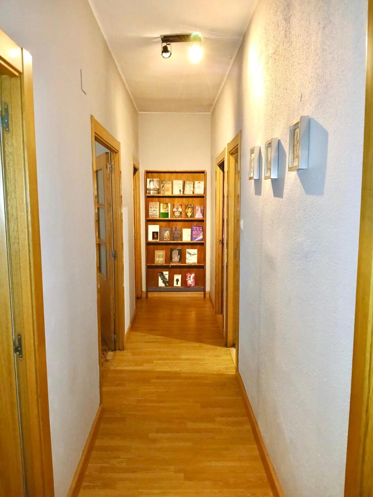 Segundo Antolin Yellow Door Ponferrada Dış mekan fotoğraf